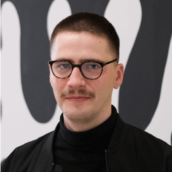 Maciej Dym - Fensi Furniture